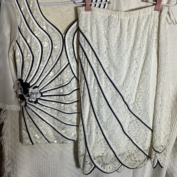 Vintage Two Piece Skirt Set - Picture 3 of 5